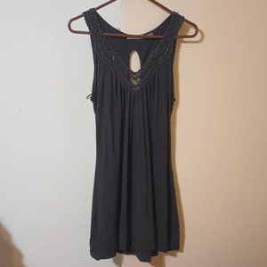 VGUC ~ Guess Jeans Women's Open Back Tank Top w/ Embellished Front (Size: Large)